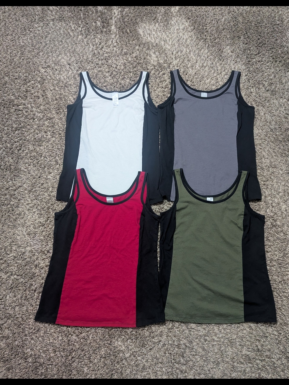Women’s Two-Tone Scoop Neck Tank Top - Black Trim